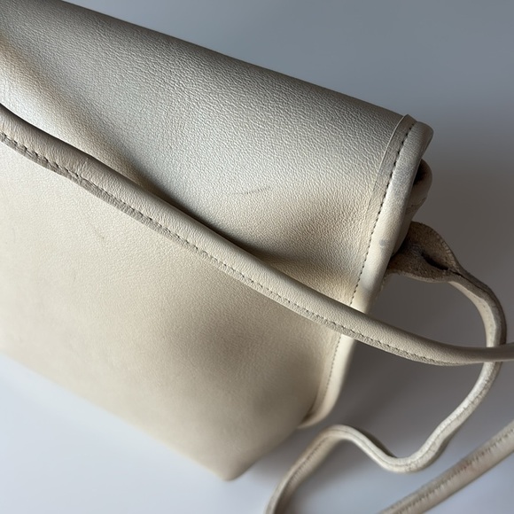 Coach | Vintage Quincey #9919 in Bone - Picture 11 of 15